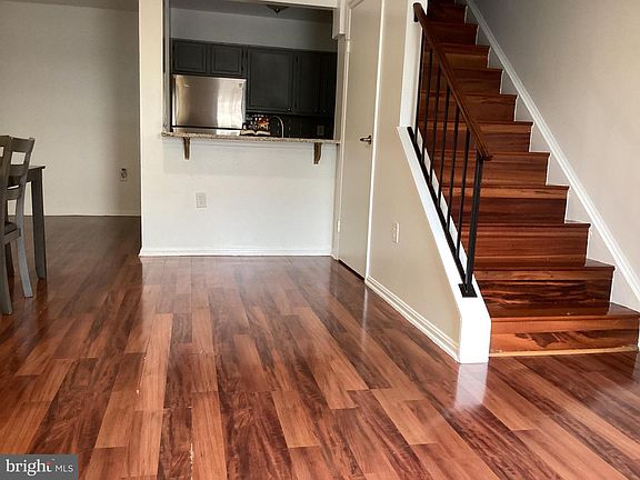 4th image of 10439 Dylan Pl