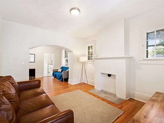 5th image of 609 N H St