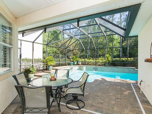 4th image of 1568 Barrington Cir