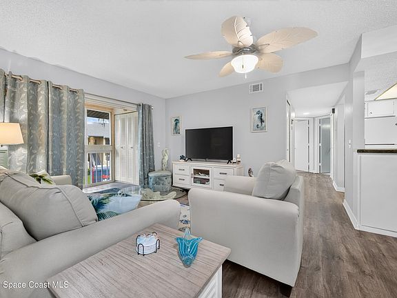 2nd image of 997 Sonesta Ave NE APT 202