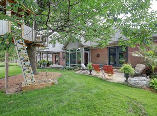 2017 Bentbrook Dr, Champaign, IL