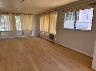 3327 Esther St, Honolulu, HI 96815
