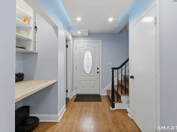 589 Racebrook Road, Orange, CT 06477