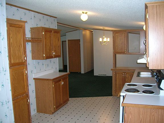 4th image of 154 W High St