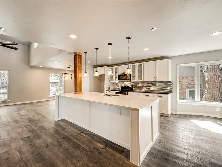 10216 Carry Back Cir — Photo 23