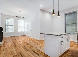 5407 S Harper Ave #1, Chicago, IL 60615