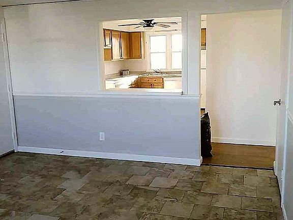 5th image of 11 Woodbine St APT 6