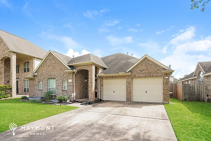 2nd image of 30 Terra Bella Dr