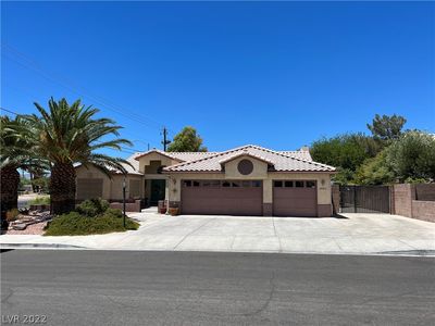 3601 Fox Glen Pkwy, Las Vegas, NV, 89108
