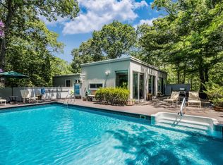 4 Clamshell Ave, East Hampton, NY 11937