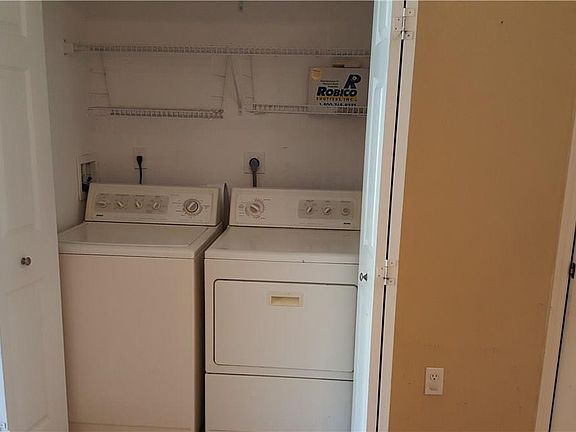 4th image of 7844 Catalina Cir