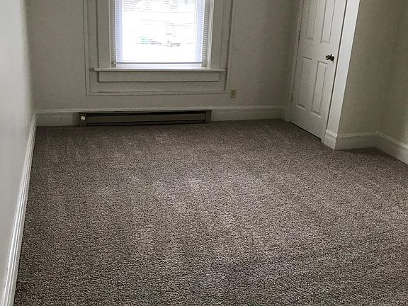 Looking into the Living room/bedroom combo