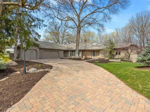 480 Far Hill Ct, Wayzata, MN 55391