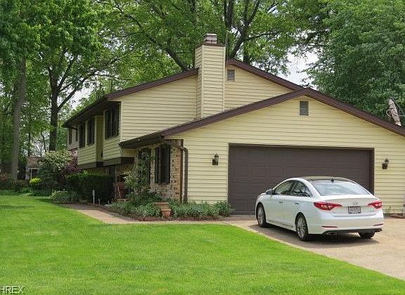 4th image of 333 Deepwood Ln