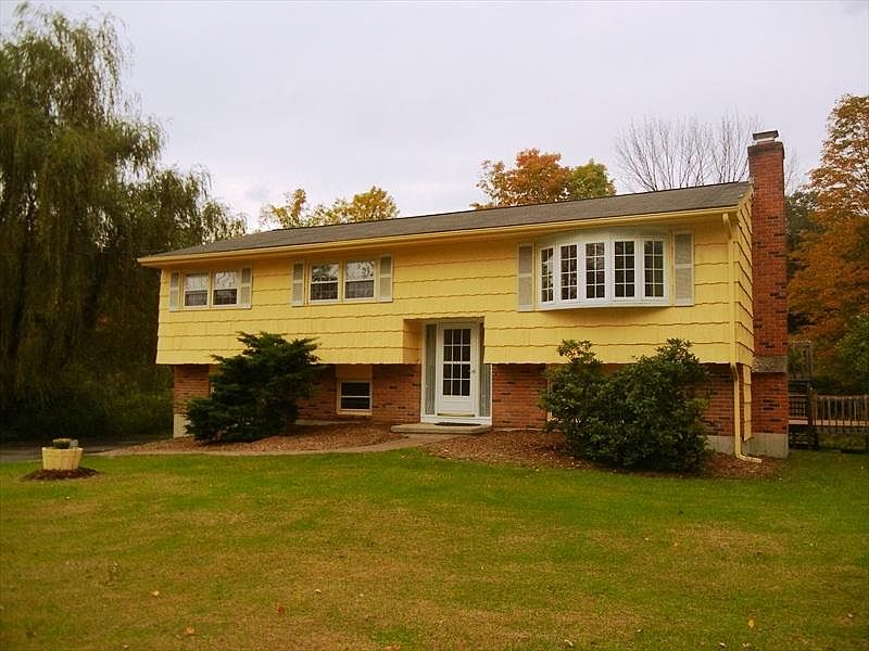 Spacious Raised Ranch