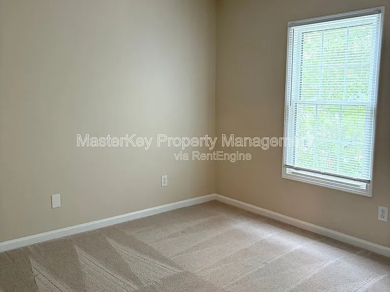 204 Purple Leaf Rd — Photo 14
