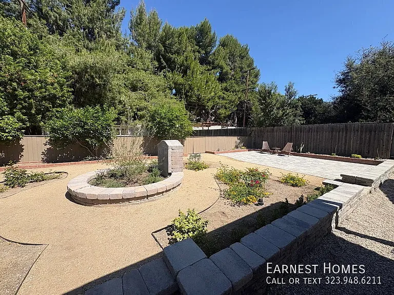 5844 Vesper Ave — Photo 21