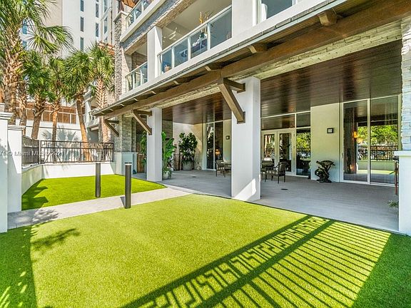 3rd image of 200 SE Mizner Blvd #104