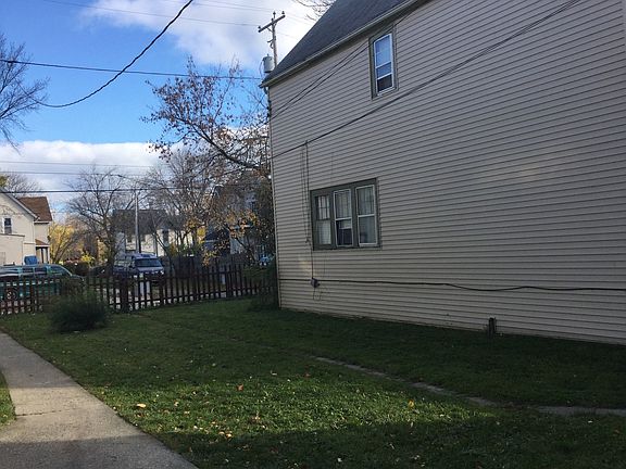 3rd image of 2320-26 N 1st St #2320