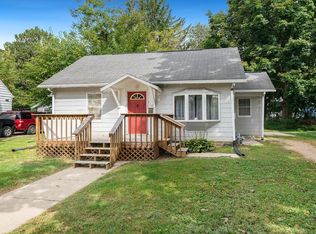 310 W Hitt St, Mount Morris, IL 61054