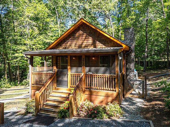 3rd image of 271 Piney Woods Way