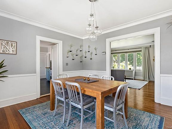 5th image of 88 Prospect St