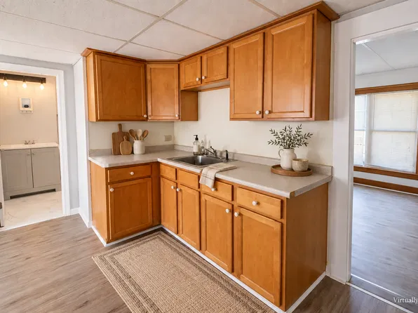 510 Main st- Farmington NH