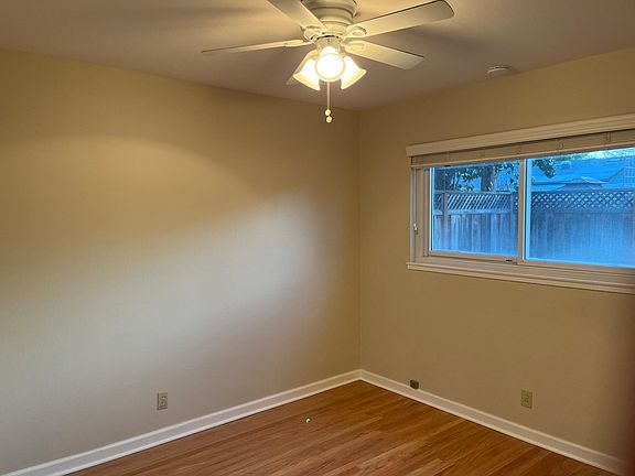 5th image of 1419 Antonio Ln