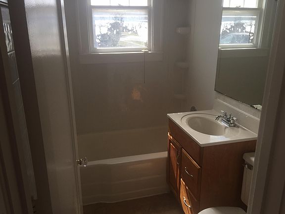 5th image of 109 Drexel Ave