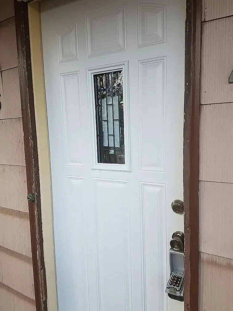 Kenwood — Photo 3