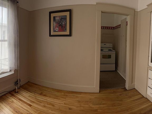 eating area/office
