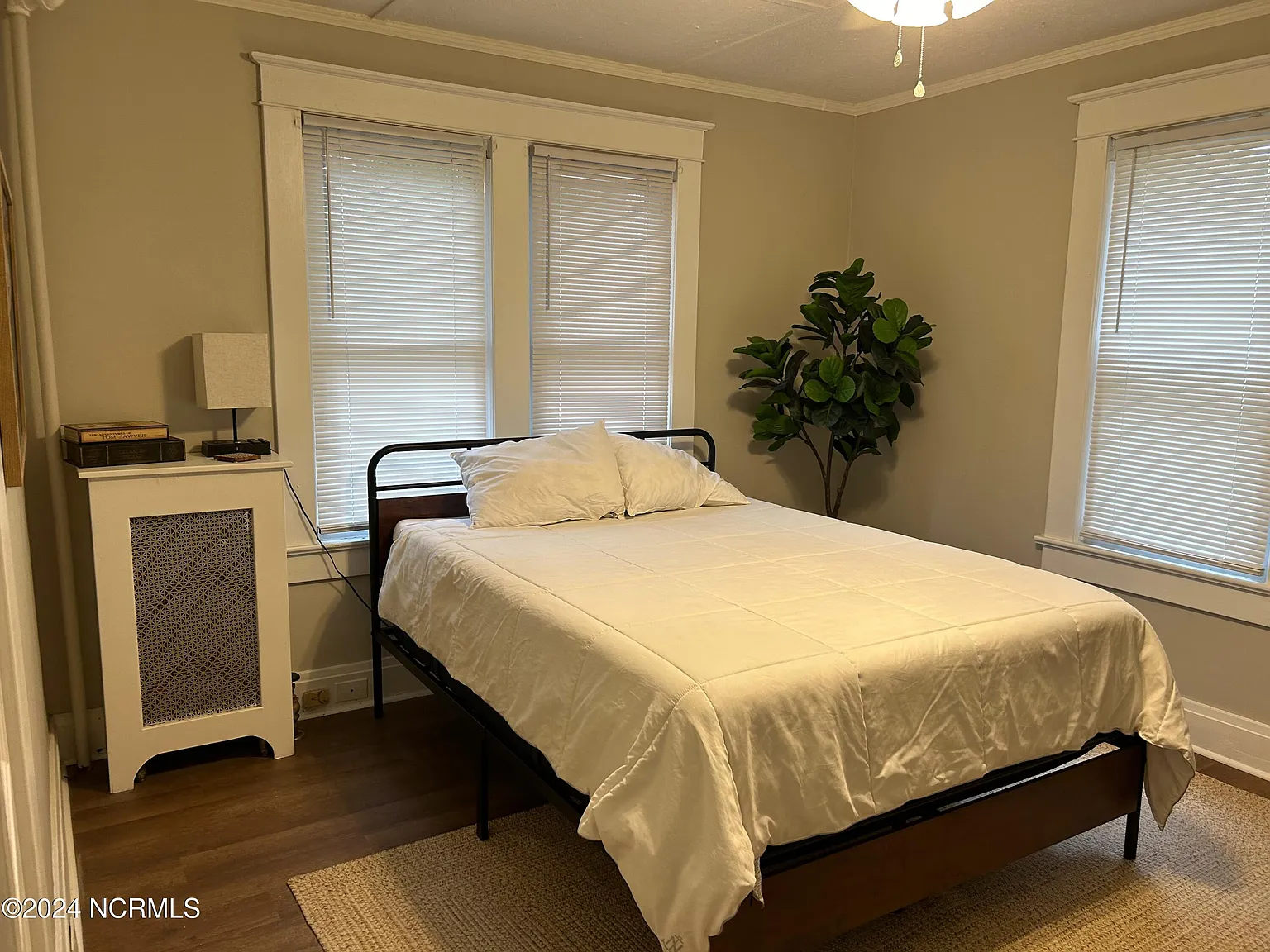 1 bed, 1.0 bath, $1,000 — Photo 4