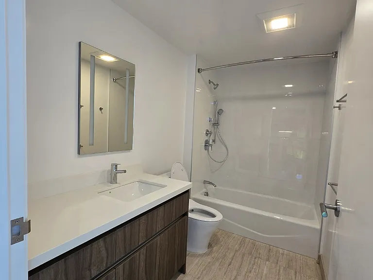 1515 Liona St #4207 — Photo 5