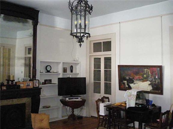 3rd image of 1014 Royal St #A