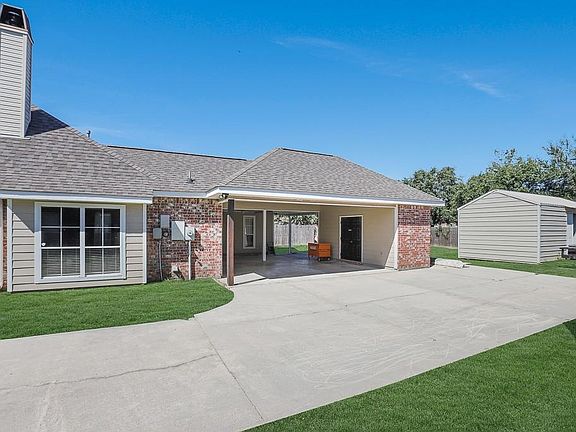 3rd image of 39424 Bayridge Dr