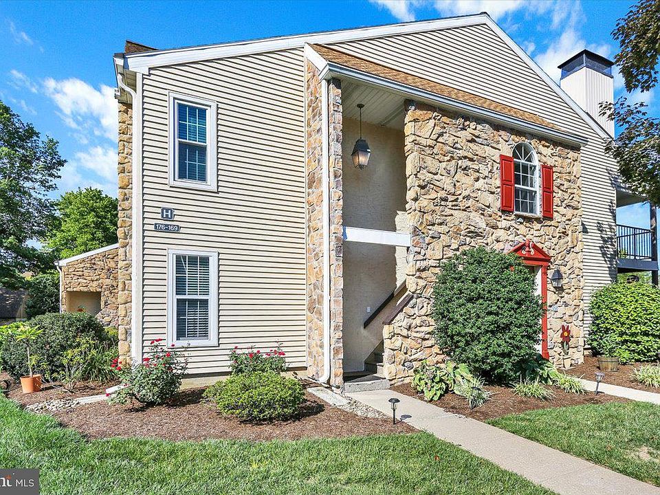 1st image of 176 Valley Greene Cir