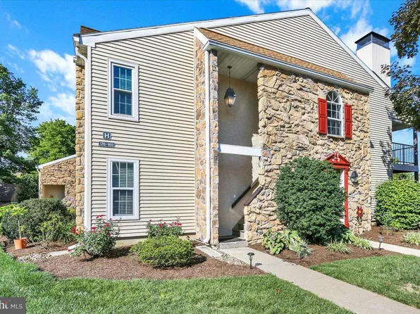 176 Valley Greene Cir, Wyomissing, PA 19610