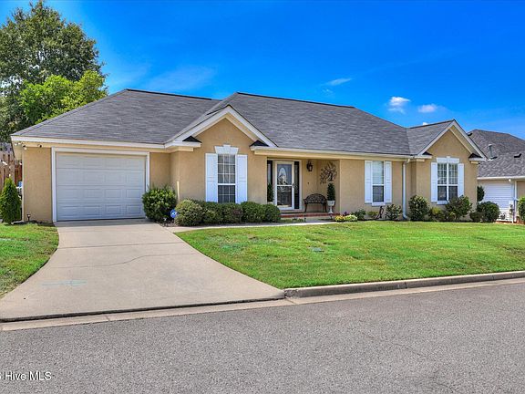 2nd image of 37 Hillwood Court