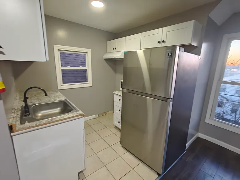 748 S 16th St #33 — Photo 5