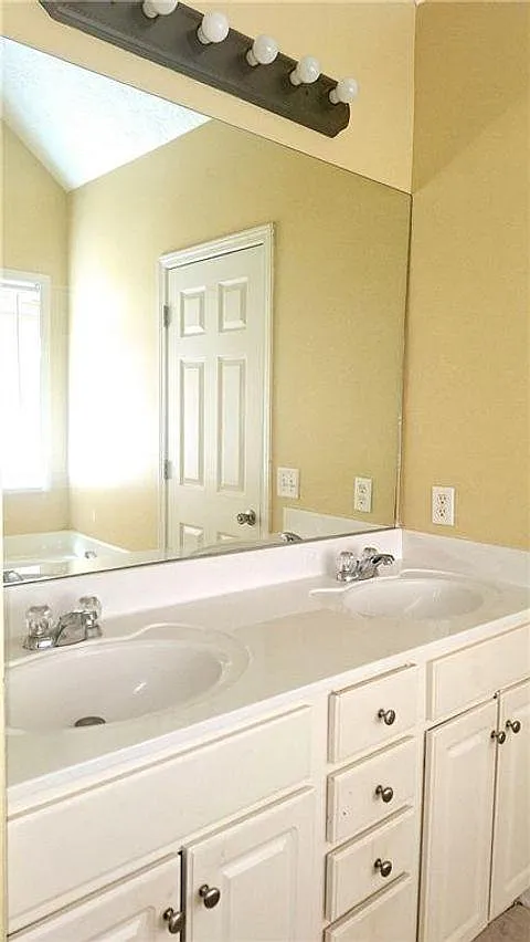 His and her vanity - Dorsett Shoals Rd