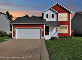 5636 Marylouise St, Lansing, MI 48917