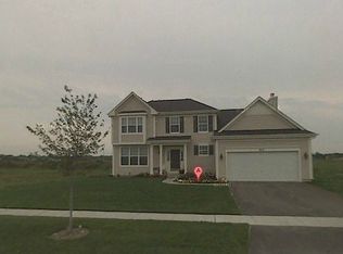 511 E Becker Pl, Sycamore, IL 60178