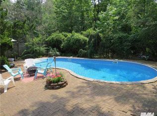 347 Hungry Habor Rd, Valley Stream, NY 11581