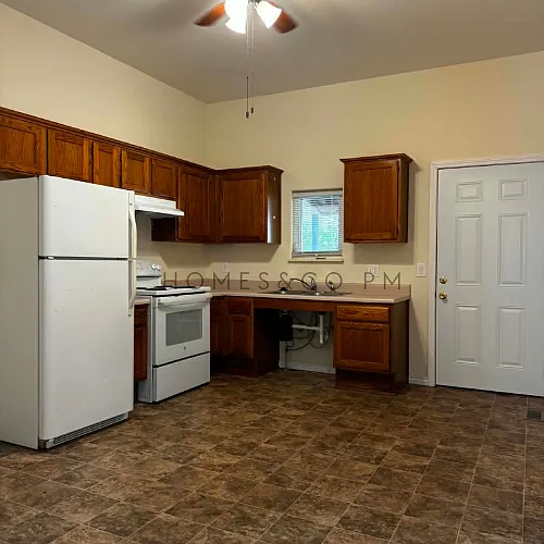 2 bed, 850 sqft, $950 — Photo 4