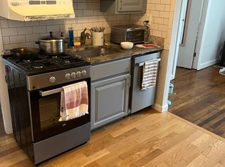 722 E 6th St #1A, Boston, MA 02127