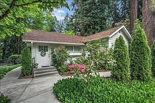 5th image of 17526 47th Ave NE