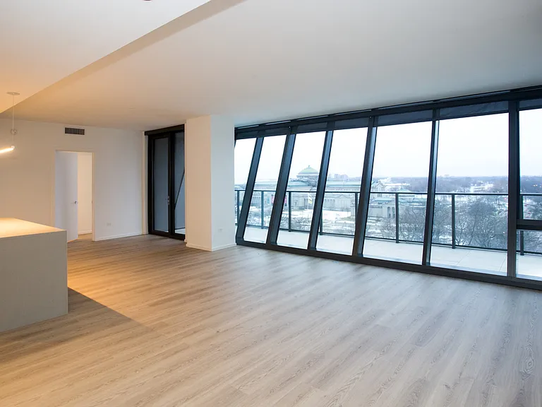 Dining/Living room