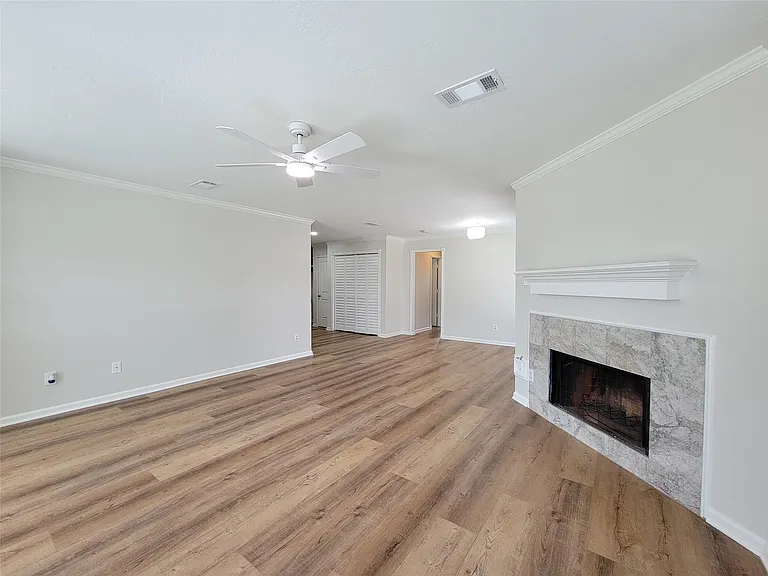 3658 Villa Glen Dr — Photo 9