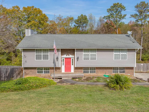 220 Ault Dr, Rocky Face, GA 30740