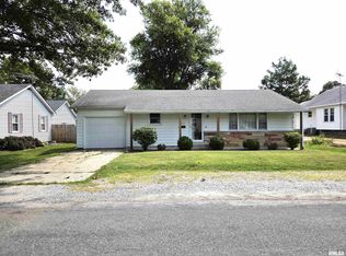 329 Sumner St, Carlinville, IL 62626